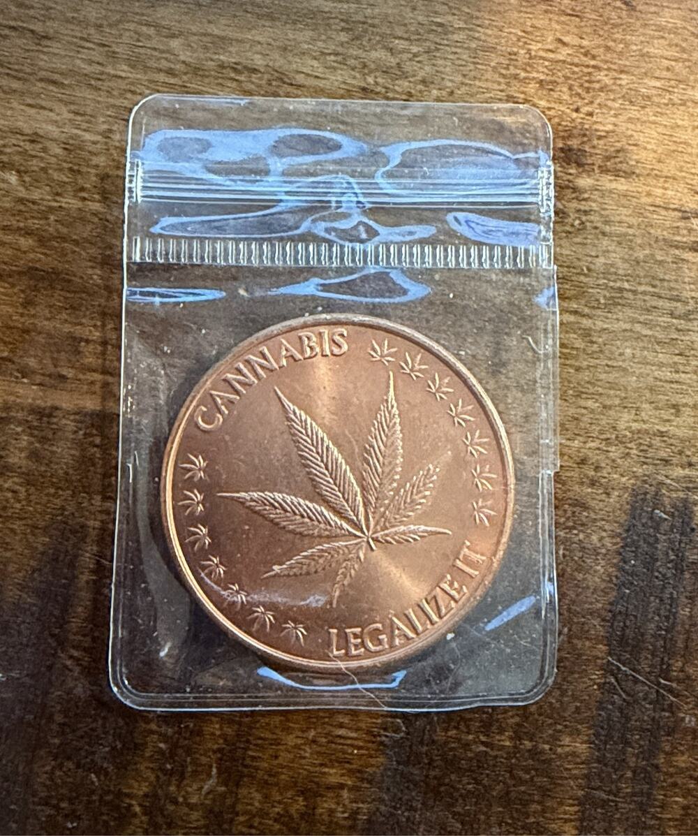 Cannabis Legalize It 1 oz .999 Fine Copper Round Bullion Coin